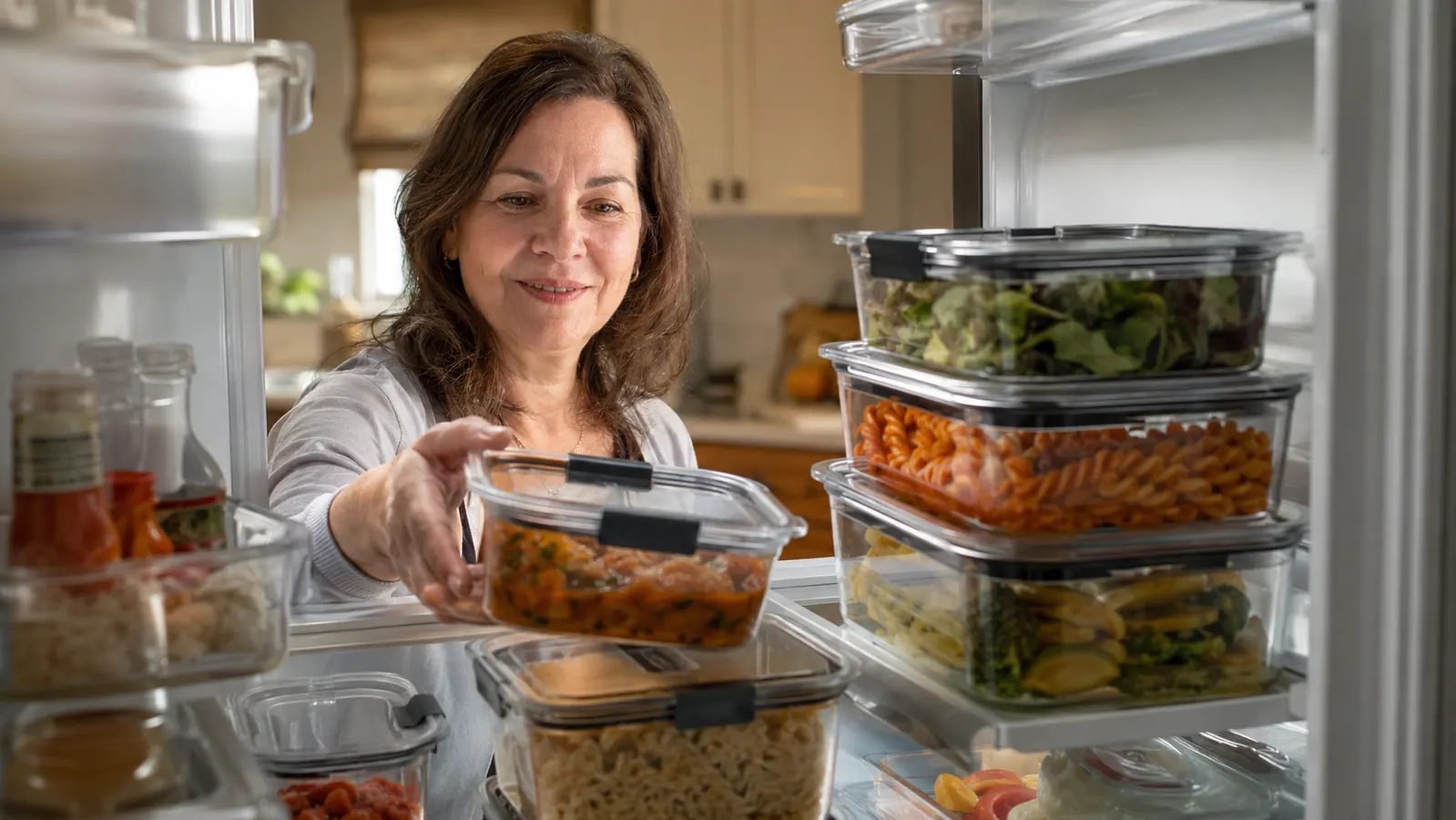 How Rubbermaid Brilliance 44-Piece Food Storage Set Finally Organized Our Fridge